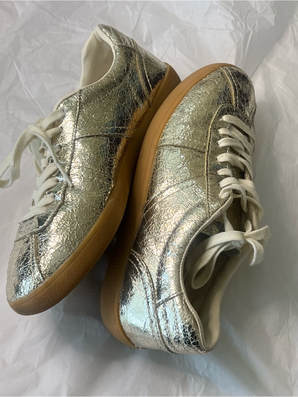 Zara Cracked Metallic Gold Sneakers with Cream Laces - Picture 10 of 15